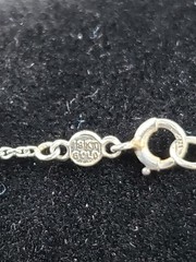 White Gold Pendant And Necklace