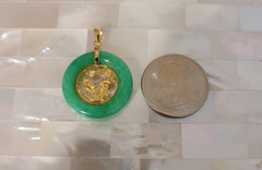 Vintage Chinese 14K Gold Apple Jade Dragon Circle Pendant 4.5 Grams