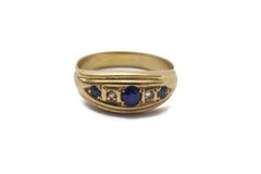 LOVELY ANTIQUE ENGLISH 18K GOLD SAPPHIRE & DIAMOND RING c1910