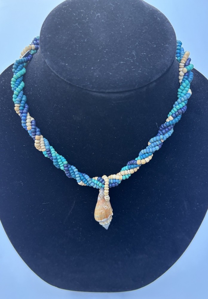 Vtg O’Neill Y2K Wood Bead Shell Necklace Surf Beach Core Ocean Vacation 16 1/2”