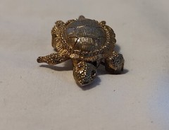 Vtg. Gold Tone Turtle Brooch Pin With Moving Head See Description
