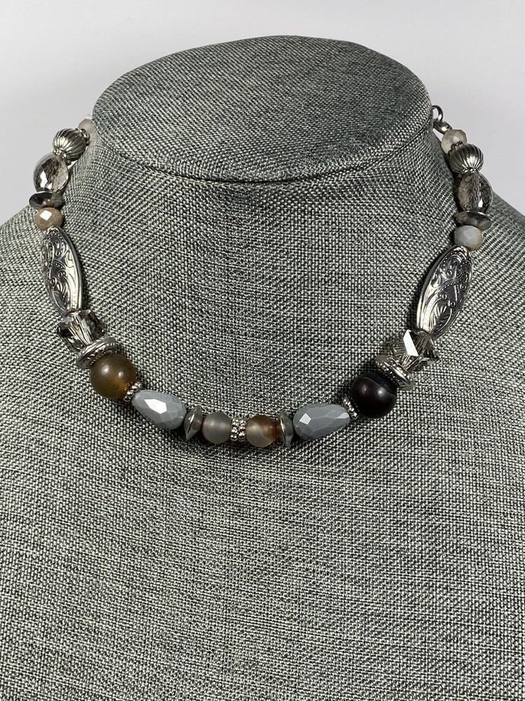 Necklace Beaded Stones Glass Plastic Metal Silver Tone Collar 13”+5.5”