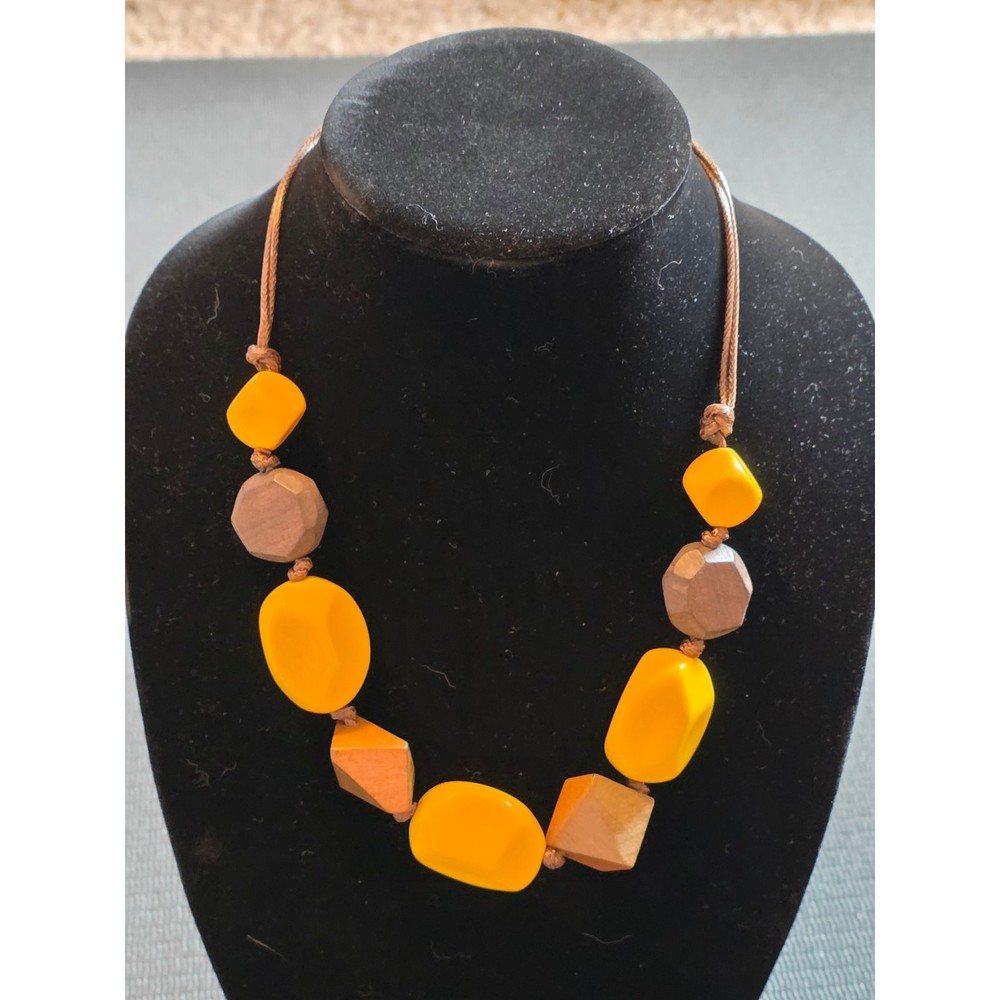 VTG C Est. 1946 Wood Yellow Chunky Geometric Beaded Faux Leather Necklace 24″