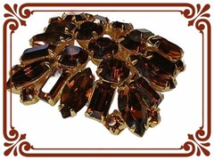 Signed Weiss Rhinestone Brooch
