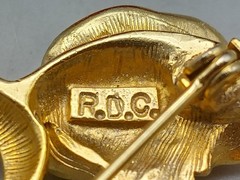 Vintage Gold Tone RDC Brooch Princess Diana Memorial Heart and Stemed Rose 2″