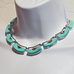 (248) Teal Blue Lucite Thermoset Silver-Tone Vintage Necklace MCM