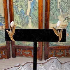 Vintage 80s 90s Dainty Tulip Flower Gold Tone Pierced Post Earrings Cottage