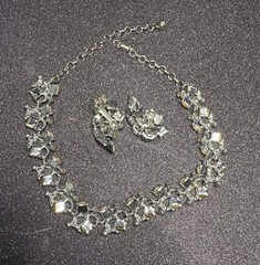 Vintage Unsigned Demi Parure Necklace & Earrings