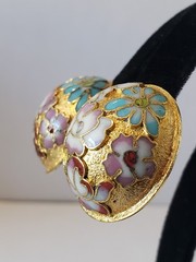 Vintage Floral Cloisonne Domed Round Clip Earrings Multicolored Gold Tone