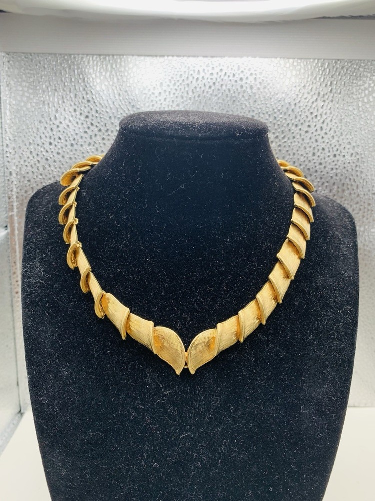 Vintage Brushed Gold Tone Leaf Snake Link Collar Bib Greek Goddess 16” Necklace