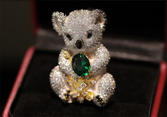 Original Design Green Zircon Koala Brooch Creative Animal Jewelry Pin 4.5*3.2CM