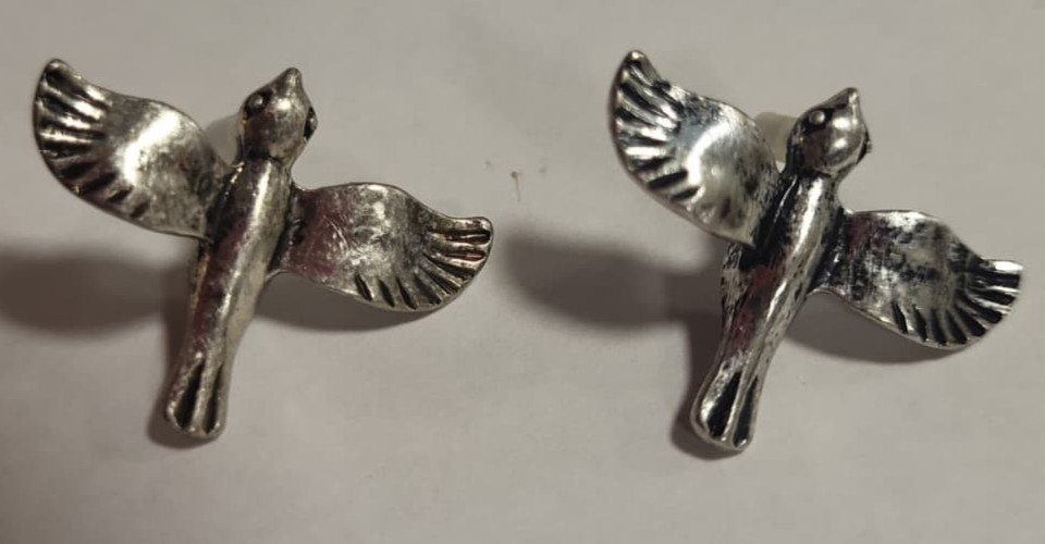 Vintage Silver Tone Flying Swallow Bird Stud Earrings Boho Nature Sparrow Studs