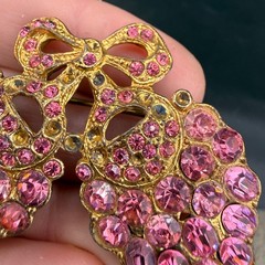 Vintage Pot Metal Rhinestone Brooch Pink Grapes Flowers Bow Gold Tone READ