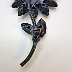 VTG MidCentury Black Rhinestone Flower Brooch Pin Open Back Japanned Daisy AS-IS