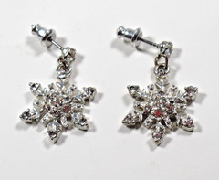 Snowflake Dangle Earrings Clear Rhinestones Silver Tone Winter Jewelry