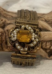 Antique Gold Tone (5) Multi-Strand “Victorian Style” Bracelet