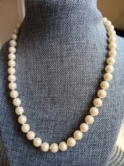 Carol Lee Vintage Faux Pearl Gold Tone Clasp
