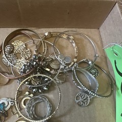 Mixed Lot Of Vintage Retro Jewerly Earrings Bracelets