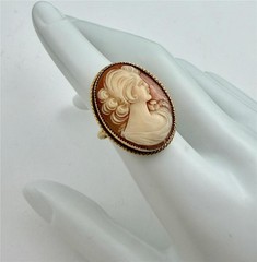 Vintage JMS 12K G.F. Large Carved Shell Cameo Adjustable Ring Currently Sz 6.25