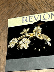 Vintage 90’s Revlon Rhinestone Flower Brooch Gold Tone New On Original Card!