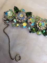 Vintage Juliana deep Green borialis Rhinestone Floral Silvertone Bracelet