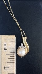 Vintage 10K Solid Yellow Gold Pearl & Diamond Swirl 18” Pendant Necklace 2.17g