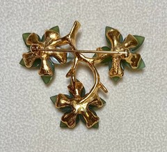 AUTHENTIC SWOBODA THREE FLOWER BROOCH ~ “A” QUALITY JADE, CORAL ~ BEAUTIFUL!