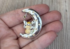 Vintage Brooch Lot of 10 – 1970s–1990s Enamel, Glass, Pearl & Marcasite Pins
