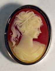 Vintage Cameo Brooch when open has 1/4 inch deep pan to hold whatever is dear.