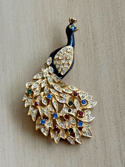 Vintage peacock brooch VTG jewelry gold tone enamel multi color stones