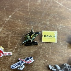 Lot of 8 Vintage Pins Political Sports Eagle Universal And Others