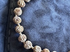 Vintage Hand Carved Rose Bead Necklace Cream Color Bovine Bone Screw Closure