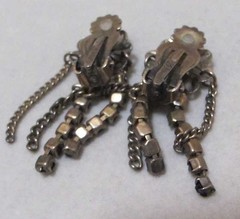 Vintage LA ROCO Black Rhinestone Gold Chain 5 Dangle Clip Earrings 1-3/4”