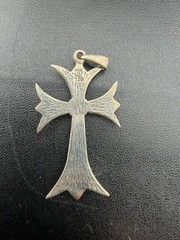 925 Sterling Silver Gothic Maltese Cross Pendant Gold Tone Green Inset Necklace
