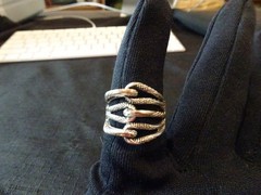 # 836-VINTAGE STERLING SILVER RING-925-SIZE8.5–DIFFERENT