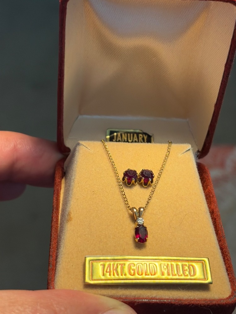 Vtg 12K Gold Filled Genuine Amethyst Set Earrings, Necklace & Pendant