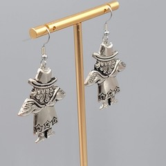Vintage Angel Cowgirl Pierced Earrings Silver tone Dangle 1.5 in