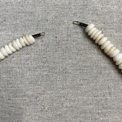 Vintage Hawaiian Surfer Puka Shell Bead Necklace 15 Inch Graduated up to 12+mm