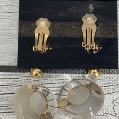 Vintage Casual Corner clip On earrings Lucite