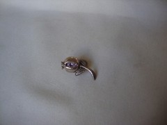 VINTAGE 1970-80s 3D POMEGRANATE LAVENDER TOPAZ STERLING SILVER STAMPED 925 PIN