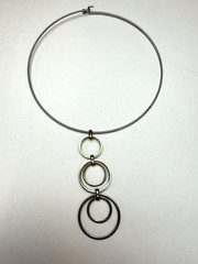 Vintage Wire Hoop Choker Necklace 1960s-1970s