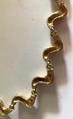 Unique Unbranded Ribbony Brushed Gold Tone/w Creamy White Enamel Choker