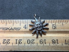 1.78g Vintage Sterling Silver 925 Sun Face Pendant Celestial Smiling Sunburst