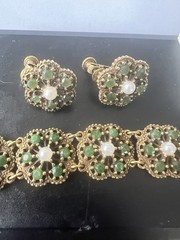 Lovely Vintage Goldette Faux Jade & Pearl Bracelet Earrings Ring Set
