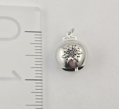 Vintage 800 Silver Edelweiss Cow Bell Swiss Antique Charm Pendant – 3.1g