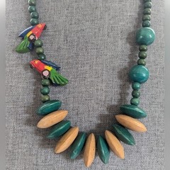 Vintage Estate Teal Wooden Beaded Parrot Tribal Boho Ethnic Tropical Necklace