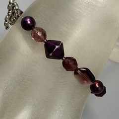 Purple Glass Bead Bracelet Oblong Round Soft Facet Acrylic Toggle Wear 7″