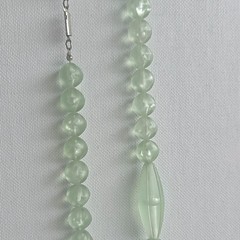 Vtg Translucent Green Lucite 30in Controlled Bubble Necklace