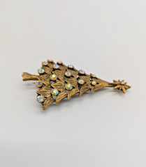 Vintage Christmas Tree Brass Tone Brooch Pin with Aurora Borealis Rhinestones