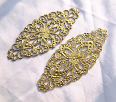 20pcs Plum Blossom Filigree Findings Raw Brass Stamping Flower DIY Crafts Making